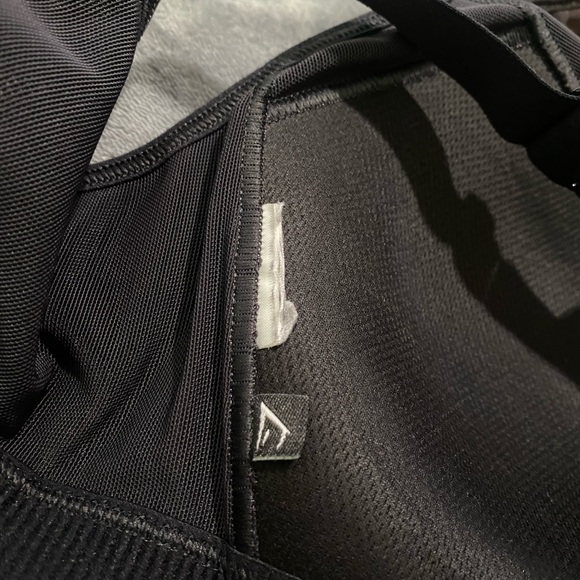 Gymshark Sports Bra - Black - Picture 7 of 7